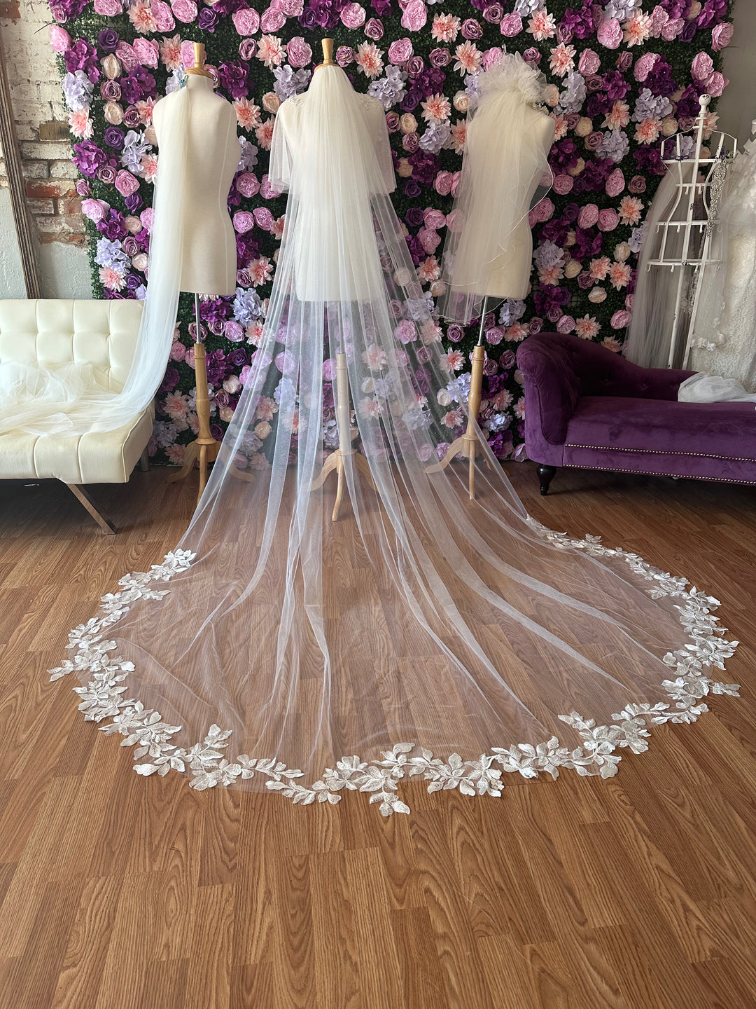 The Mirabel – Blanca Veils