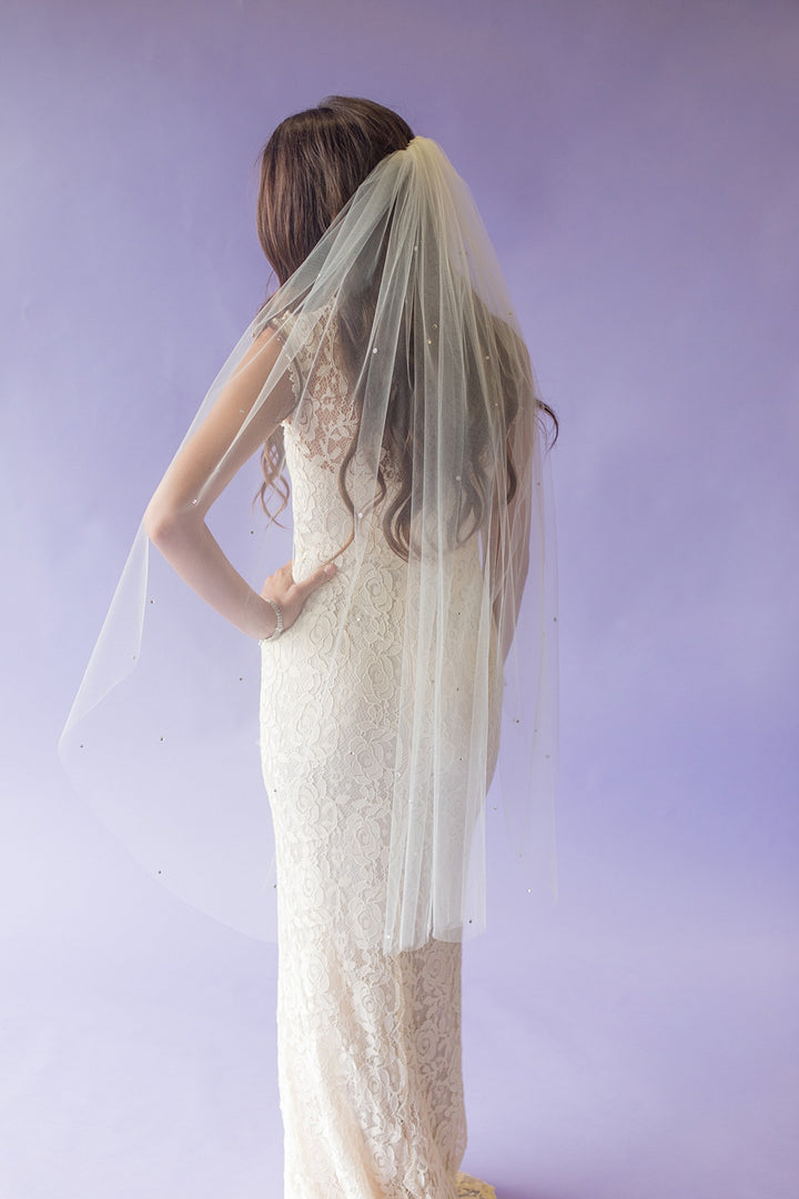 Scattered Rhinestone Veil – Blanca Veils display picture 1