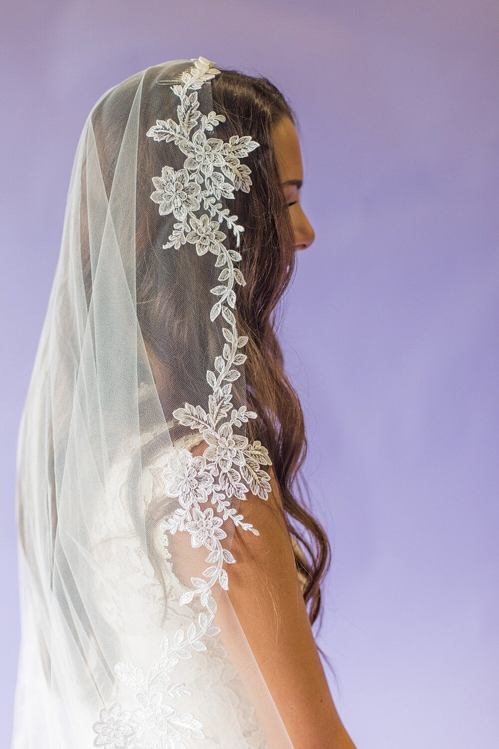 Applique veil outlet